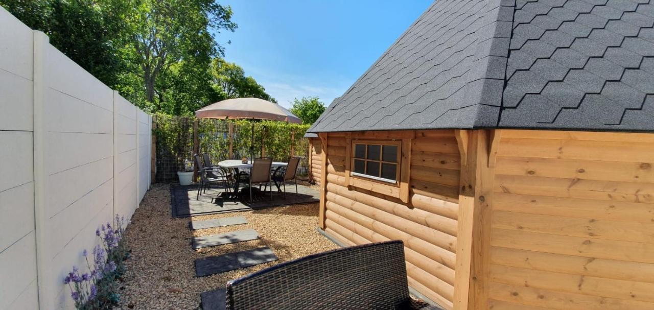 Villa Finse Kota - Tiny House Oostkapelle Exterior foto